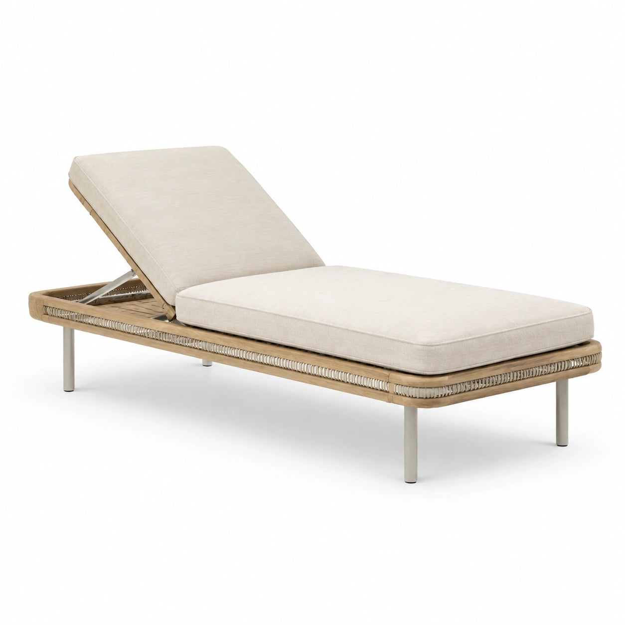 Chaise longue extérieure en métal et rotin synthétique beige