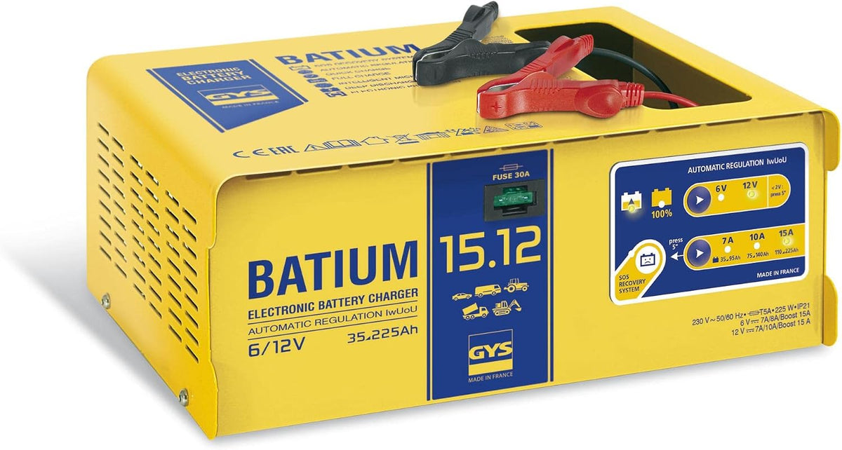 GYS Auto Chargeur de batterie pour Voiture Camions Moto 024519